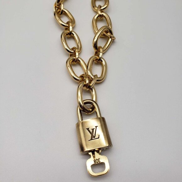 Authentic Louis Vuitton Lock and Key Gold Color with Gold Plated Chain Necklace - Picture 8 of 13